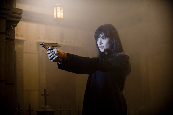 ©2010, Columbia Pictures ©2010, Columbia Pictures
